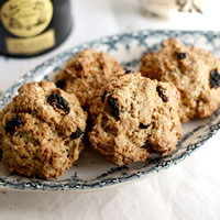 Raisin Oat Scones